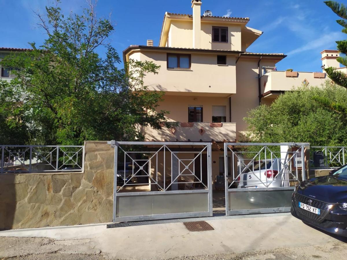 Appartamento A 50 Mt Dal Mare Cala Gonone Kültér fotó